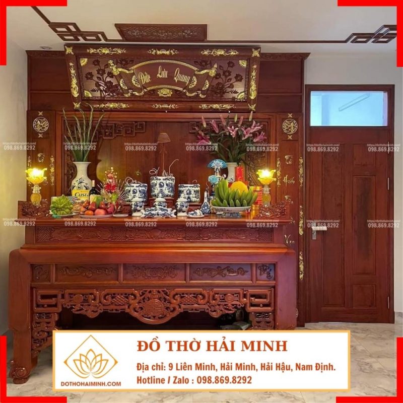 Mẫu phòng thờ đẹp hiện đại sang trọng, bàn thờ triện gỗ Gụ Lào cao cấp PT21
